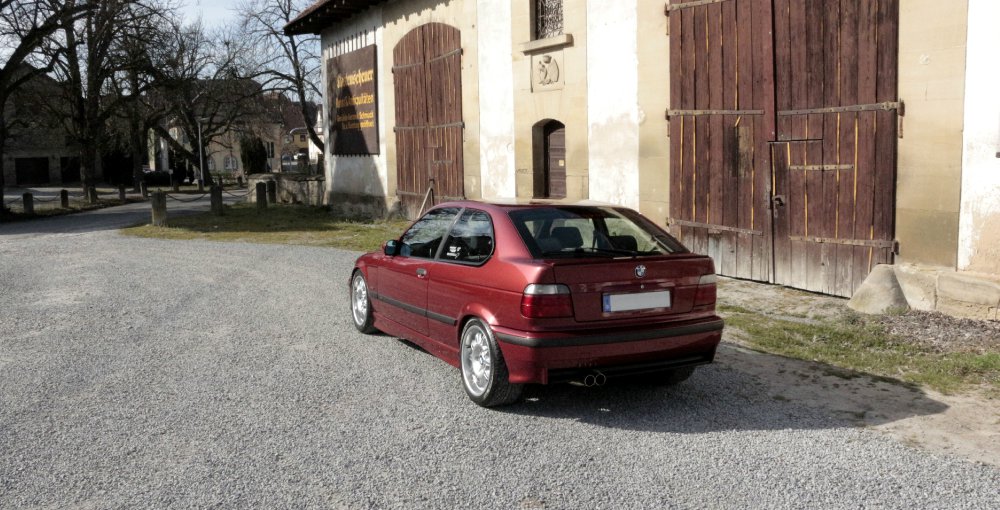 E36 Compact 1,9L Sienarot - 3er BMW - E36