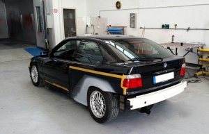 E36 Compact 1,9L Sienarot - 3er BMW - E36 E36 Compact 1,9L Sienarot - 3er BMW - E36