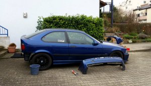 E36 Compact 1,9L Avusblau - 3er BMW - E36 E36 Compact 1,9L Avusblau - 3er BMW - E36