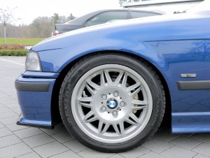 BMW Styling 39 Gewicht 9,94 kg Felge in 7.5x17 ET 41 mit Dunlop Sport Maxx RT Reifen in 225/40/17 montiert vorn mit 5 mm Spurplatten Hier auf einem 3er BMW E36 316i (Compact) Details zum Fahrzeug / Besitzer