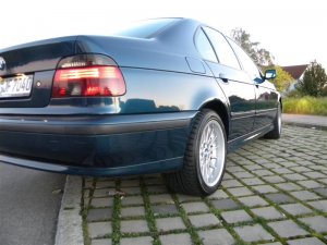 E39, 520i - 5er BMW - E39