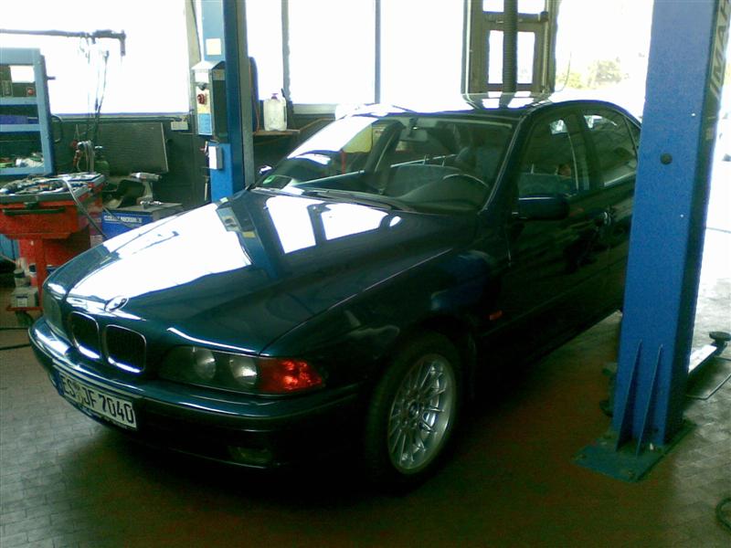 E39, 520i - 5er BMW - E39