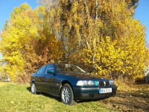 20 Jahre 46800Km TV Neu in 10 Jahre H-Kennzeichen - 3er BMW - E36