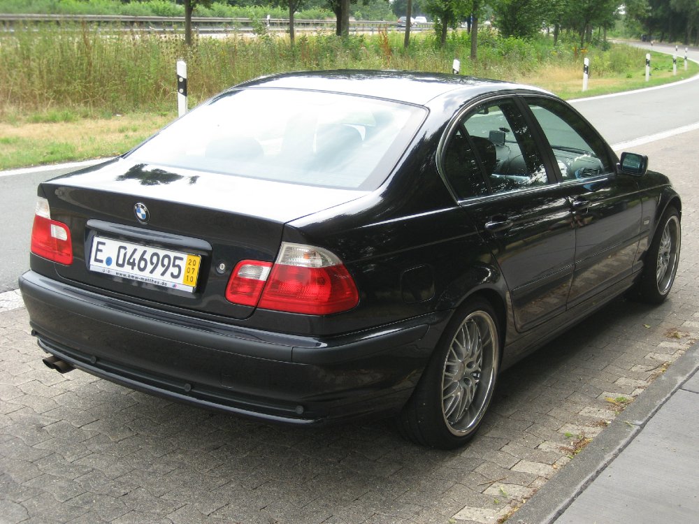323i A Carbonschwarz 18 Zoll - 3er BMW - E46