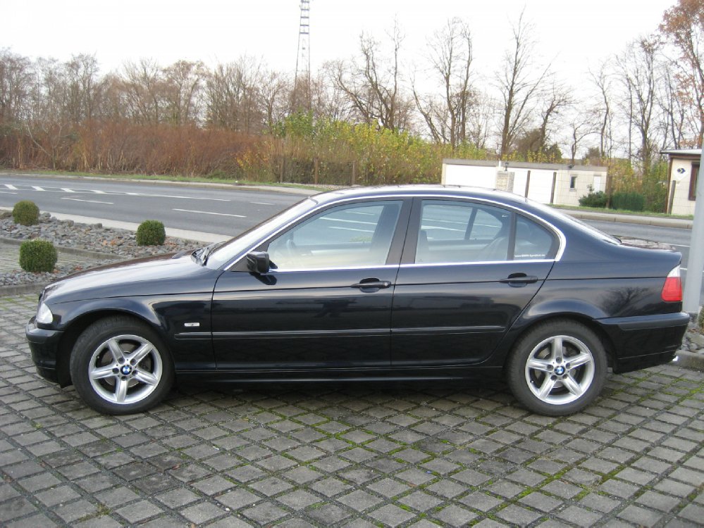 323i A Carbonschwarz 18 Zoll - 3er BMW - E46