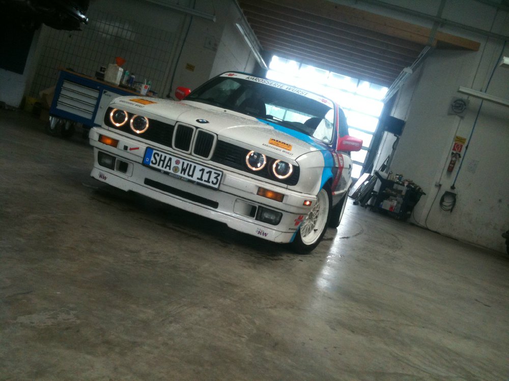 BMW Motorsport - 3er BMW - E30