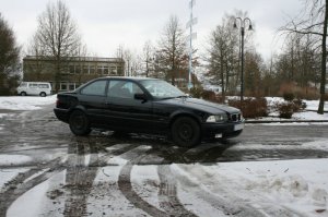 Black & Yellow - 3er BMW - E36 Black & Yellow - 3er BMW - E36