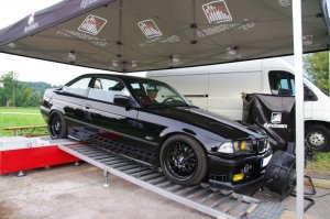 Black & Yellow - 3er BMW - E36