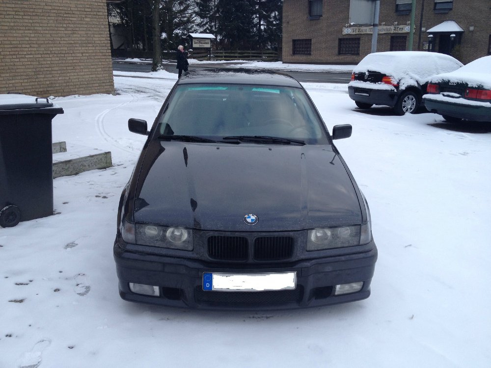 BMW 325i - 3er BMW - E36