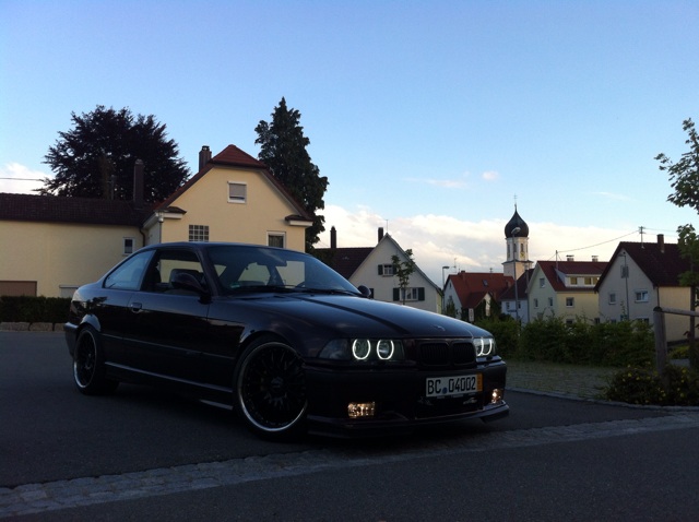 Brokatrote Schnheit - 3er BMW - E36