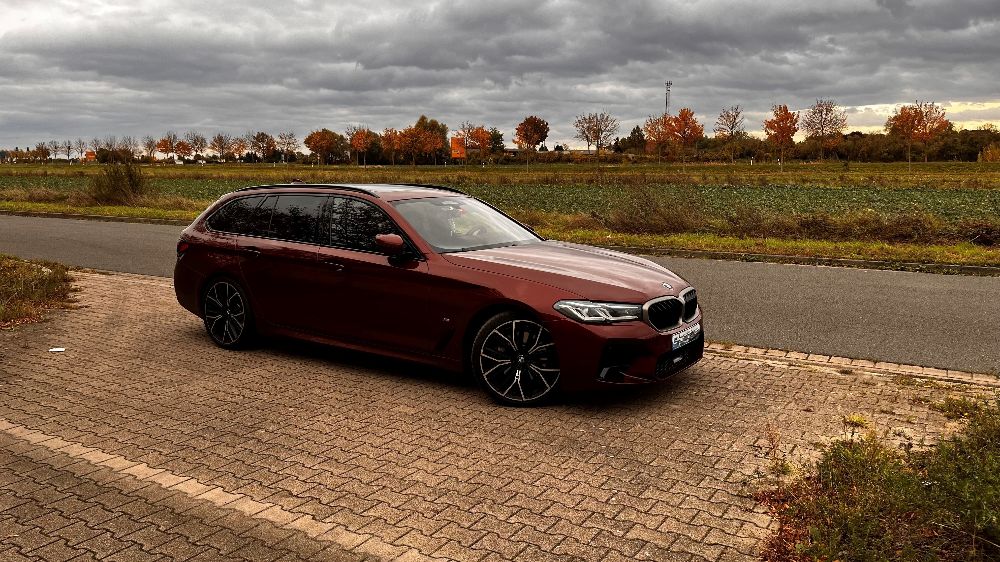 BMW G31 LCI Aventurinrotmettalic - 5er BMW - G30 / G31 und M5