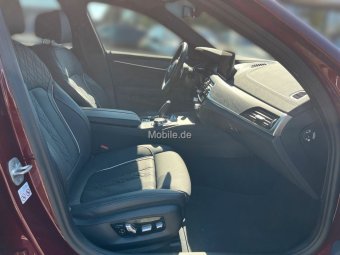 BMW G31 LCI Aventurinrotmettalic - 5er BMW - G30 / G31 und M5