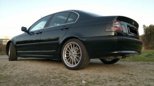 Oxfordgrüner 325i - 3er BMW - E46 Oxfordgrüner 325i - 3er BMW - E46