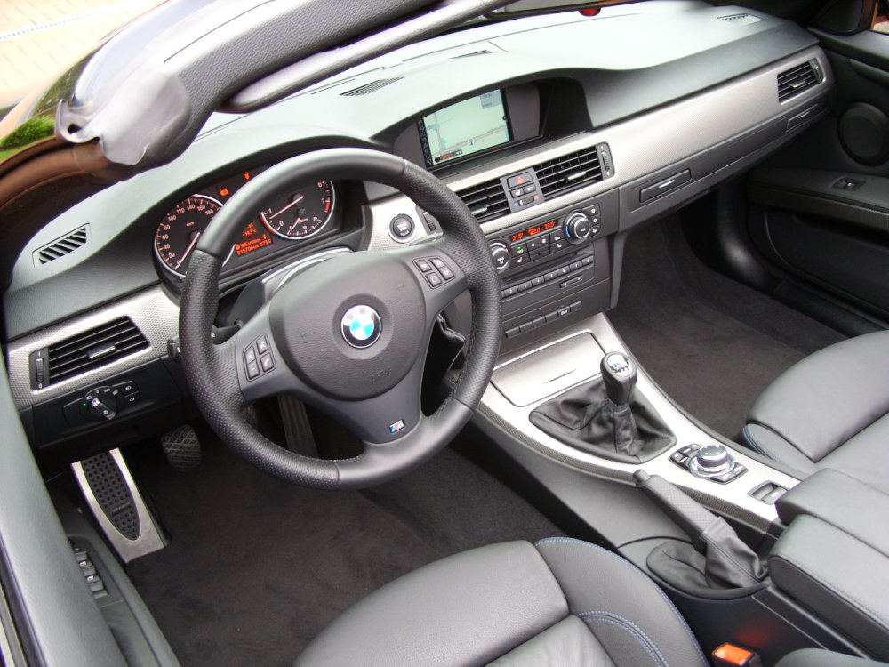 BMW E93 320i Limited Sport - 3er BMW - E90 / E91 / E92 / E93