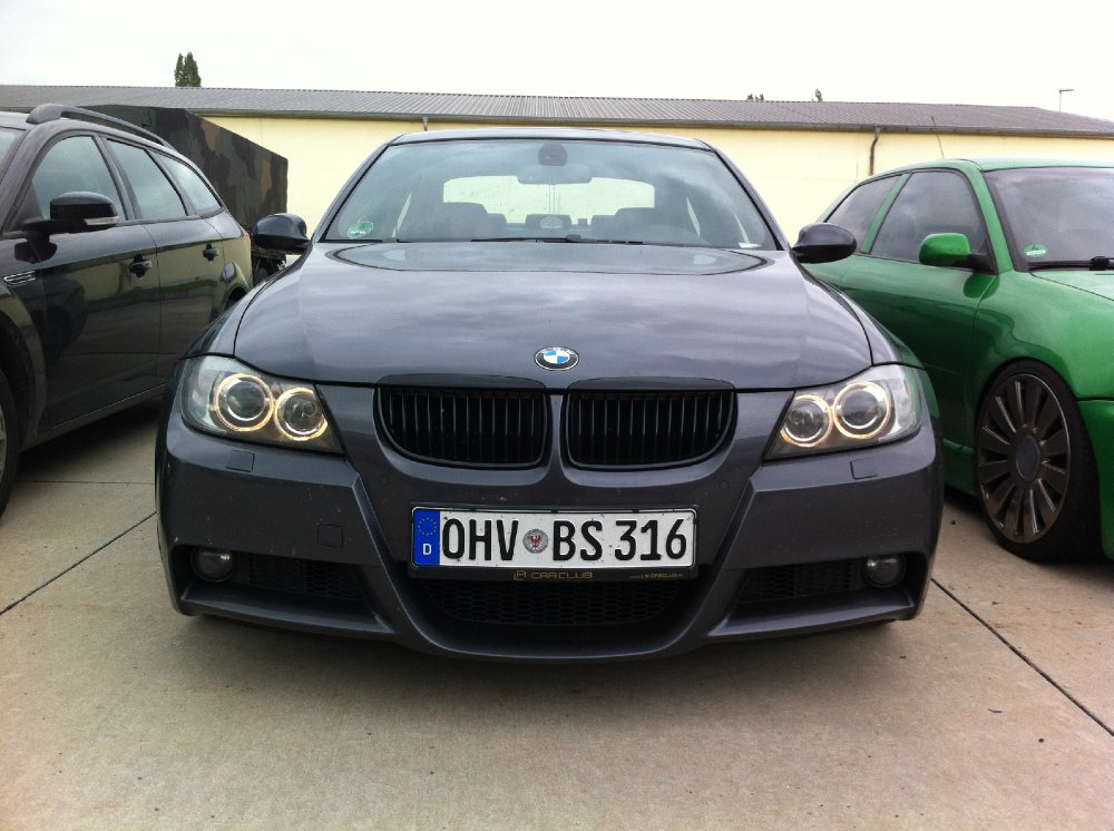 E90, 330i M-Paket + Performance ESD - 3er BMW - E90 / E91 / E92 / E93