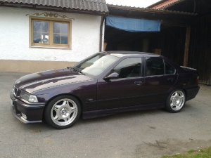 BMW 323i Bj.96 in Daytonaviolett M-Technik - 3er BMW - E36