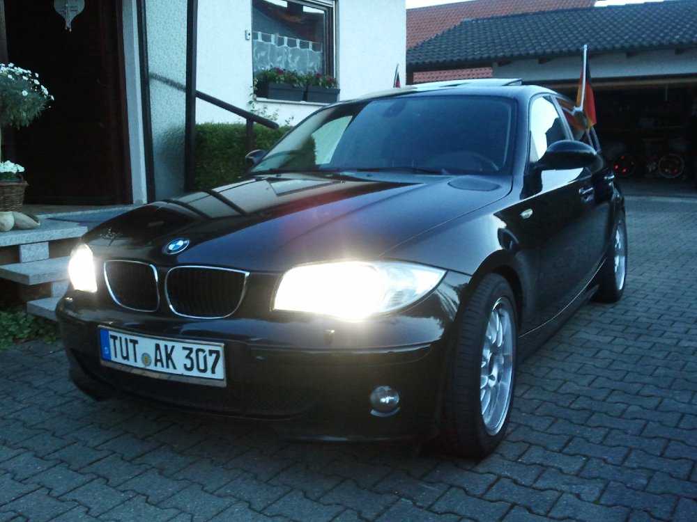 BMW 1er E87 120d - Wei auf schwarz - - 1er BMW - E81 / E82 / E87 / E88