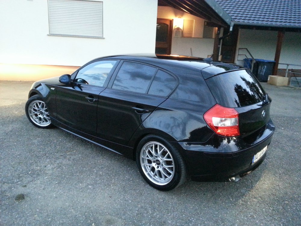 BMW 1er E87 120d - Wei auf schwarz - - 1er BMW - E81 / E82 / E87 / E88