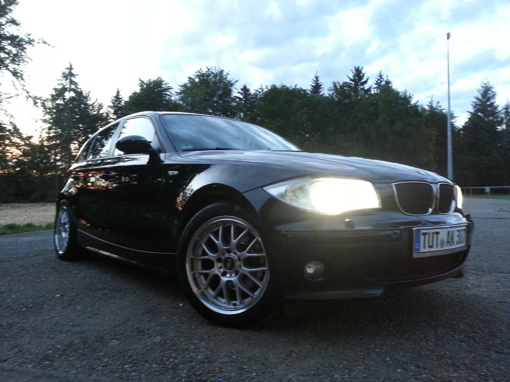 BMW 1er E87 120d - Wei auf schwarz - - 1er BMW - E81 / E82 / E87 / E88