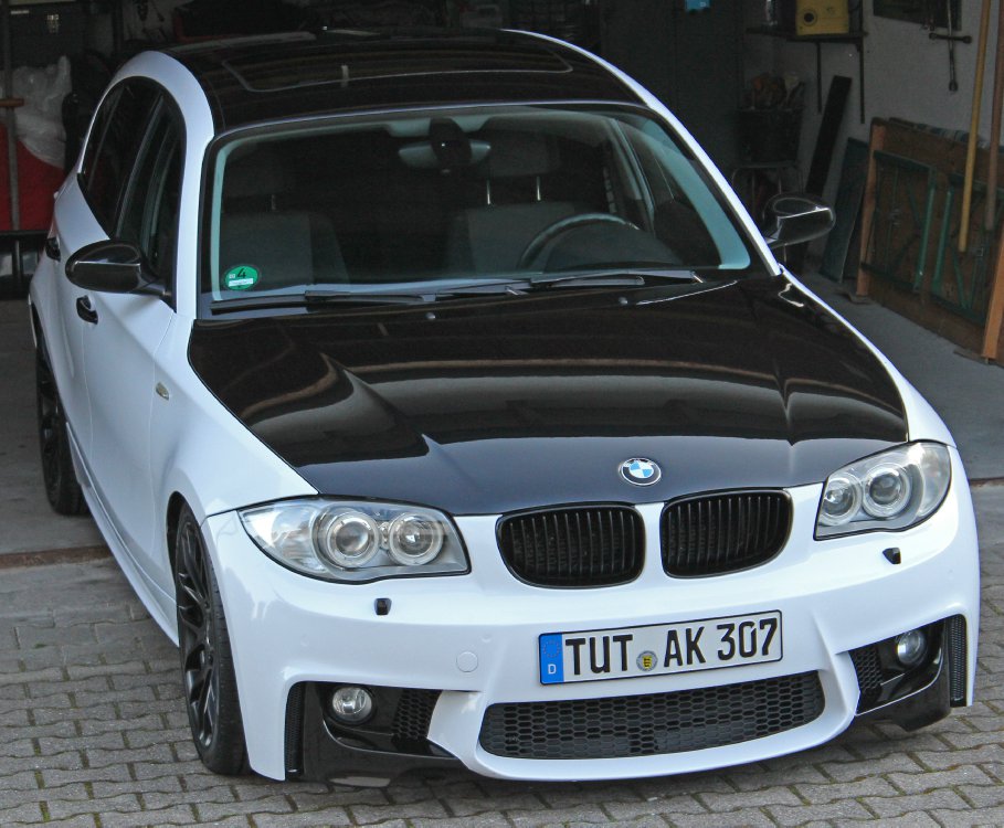 BMW 1er E87 120d - Wei auf schwarz - - 1er BMW - E81 / E82 / E87 / E88