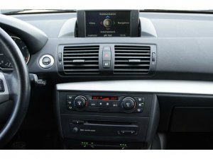 BMW 1er E87 120d - Wei auf schwarz - - 1er BMW - E81 / E82 / E87 / E88