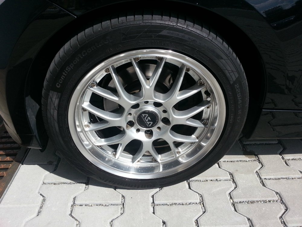 BMW 1er E87 120d - Wei auf schwarz - - 1er BMW - E81 / E82 / E87 / E88