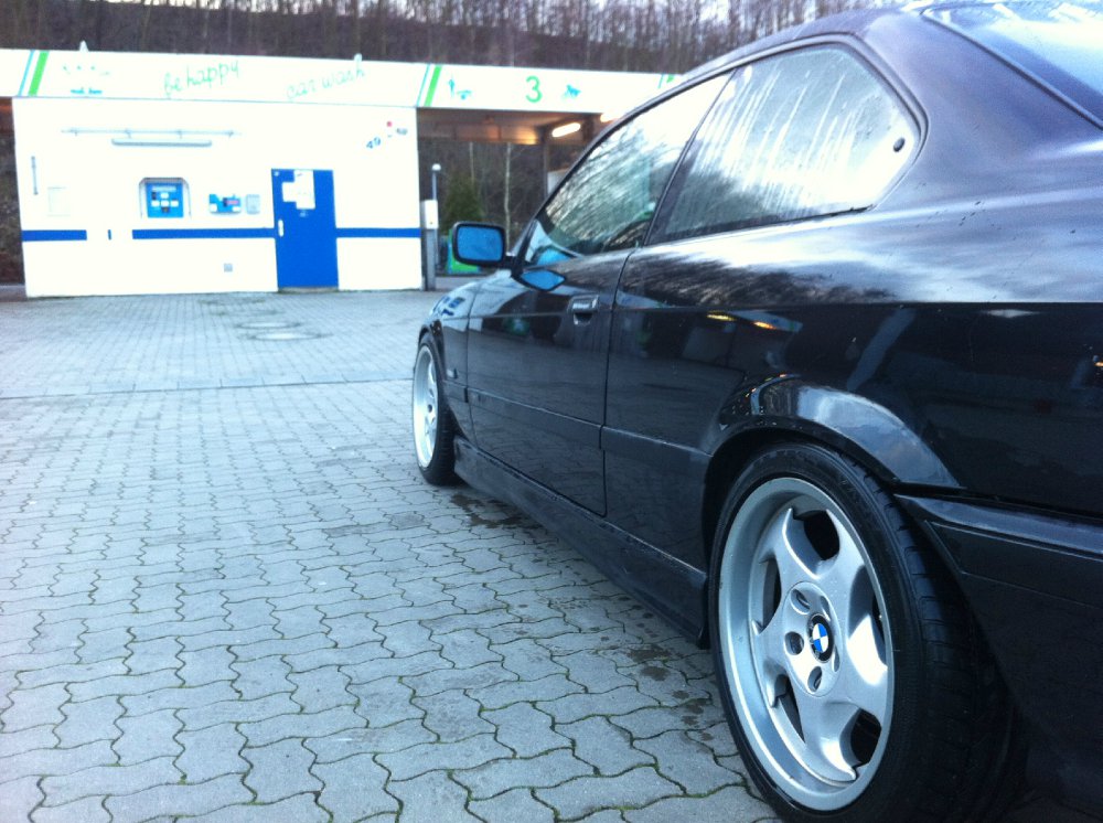 BMW 328i Coupe M-Styling - 3er BMW - E36