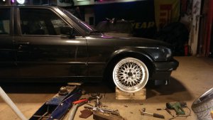 E30 318is Touring  >>>  E30 v8 Touring - 3er BMW - E30