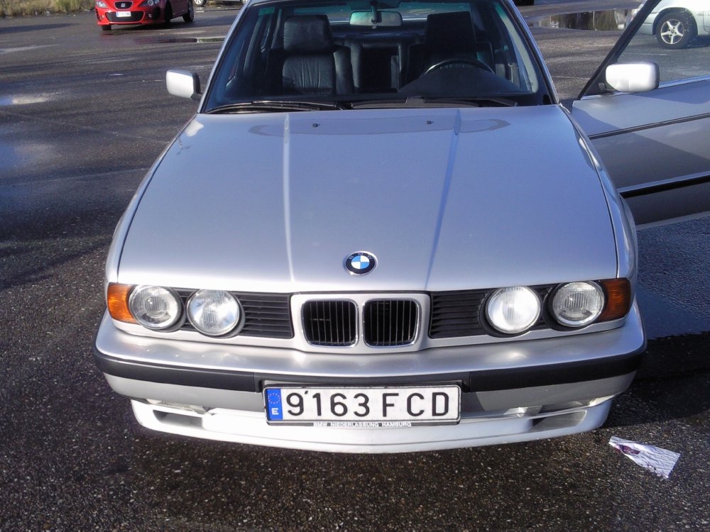 525i limusine - 5er BMW - E34