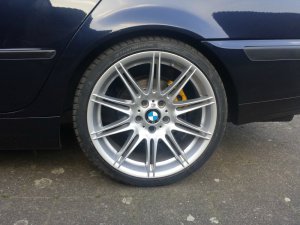 BMW Styling 225 M Doppelspeche Felge in 8x19 ET 37 mit Hankook Ventus S1 EVO Reifen in 225/35/19 montiert hinten Hier auf einem 3er BMW E46 328i (Touring) Details zum Fahrzeug / Besitzer