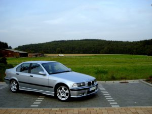 323i Limo on M5 Throwing Stars - 3er BMW - E36