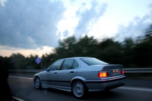 323i Limo on M5 Throwing Stars - 3er BMW - E36
