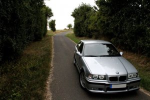 323i Limo on M5 Throwing Stars - 3er BMW - E36