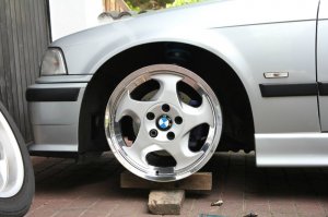 323i Limo on M5 Throwing Stars - 3er BMW - E36