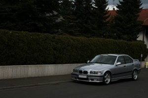 323i Limo on M5 Throwing Stars - 3er BMW - E36