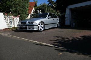 323i Limo on M5 Throwing Stars - 3er BMW - E36
