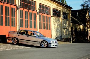 323i Limo on M5 Throwing Stars - 3er BMW - E36