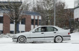 323i Limo on M5 Throwing Stars - 3er BMW - E36