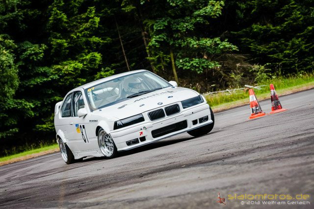 Aufbau Slalom BMW 325 RS - 3er BMW - E36