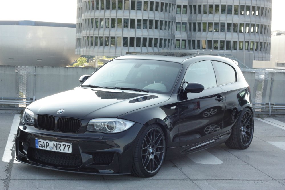 Back in Black - 1er BMW - E81 / E82 / E87 / E88