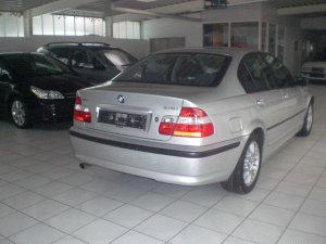 E46, 318i Totalschaden - 3er BMW - E46 E46, 318i Totalschaden - 3er BMW - E46