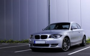 E82 125i Coup - titansilber - 1er BMW - E81 / E82 / E87 / E88