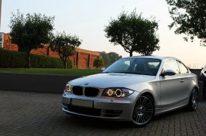 E82 125i Coup - titansilber - 1er BMW - E81 / E82 / E87 / E88