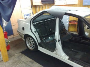 e36 320i Limousine - 3er BMW - E36 e36 320i Limousine - 3er BMW - E36