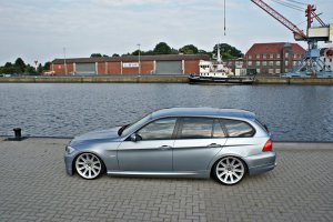AK SOCIETY e91 LCI Airride Wheelart - 3er BMW - E90 / E91 / E92 / E93 AK SOCIETY e91 LCI Airride Wheelart - 3er BMW - E90 / E91 / E92 / E93