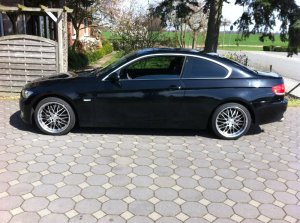 E92, 330d Coup - 3er BMW - E90 / E91 / E92 / E93