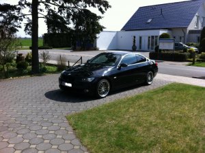 E92, 330d Coup - 3er BMW - E90 / E91 / E92 / E93