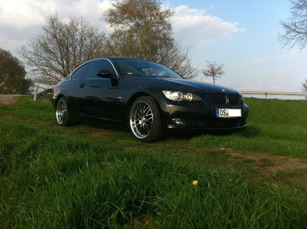 E92, 330d Coup - 3er BMW - E90 / E91 / E92 / E93