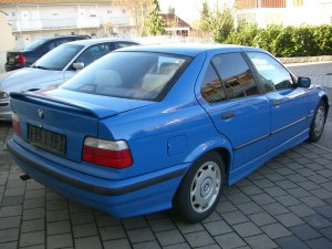 BMW E36 318i Limousine Individual Santorinblau II - 3er BMW - E36 BMW E36 318i Limousine Individual Santorinblau II - 3er BMW - E36