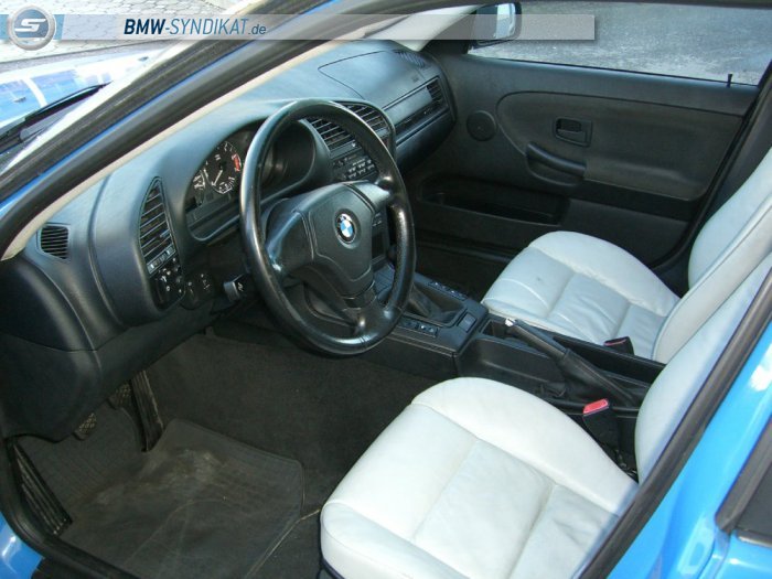 BMW E36 318i Limousine Individual Santorinblau II - 3er BMW - E36